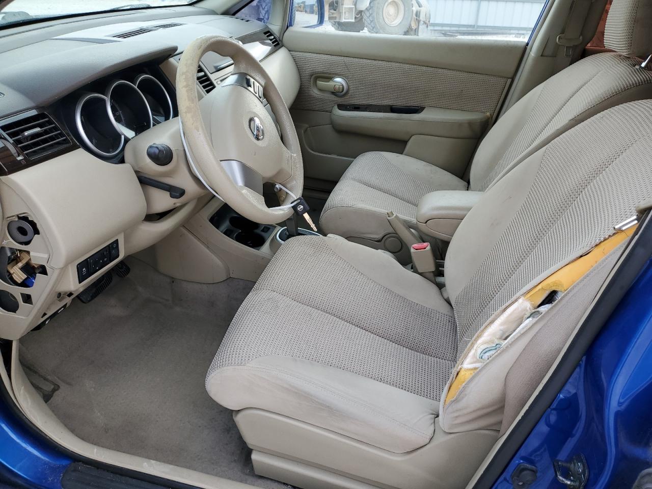 2010 Nissan Versa - Image 7
