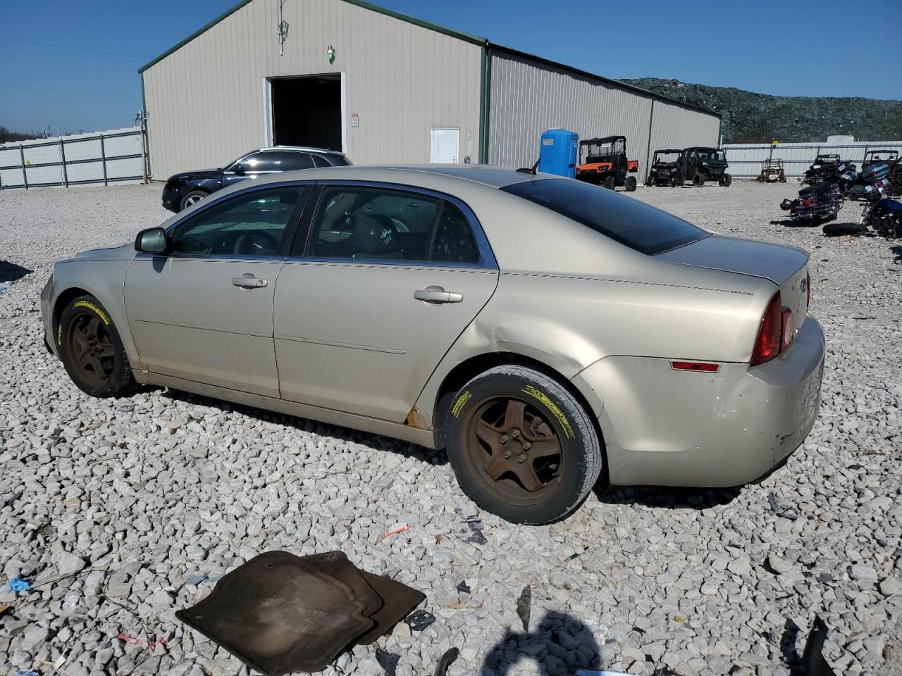 2009 Chevrolet Malibu - Image 2