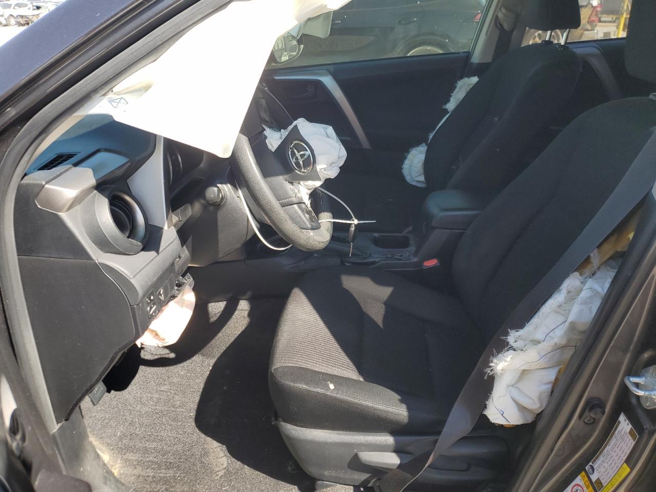 2016 Toyota RAV 4 - Image 7