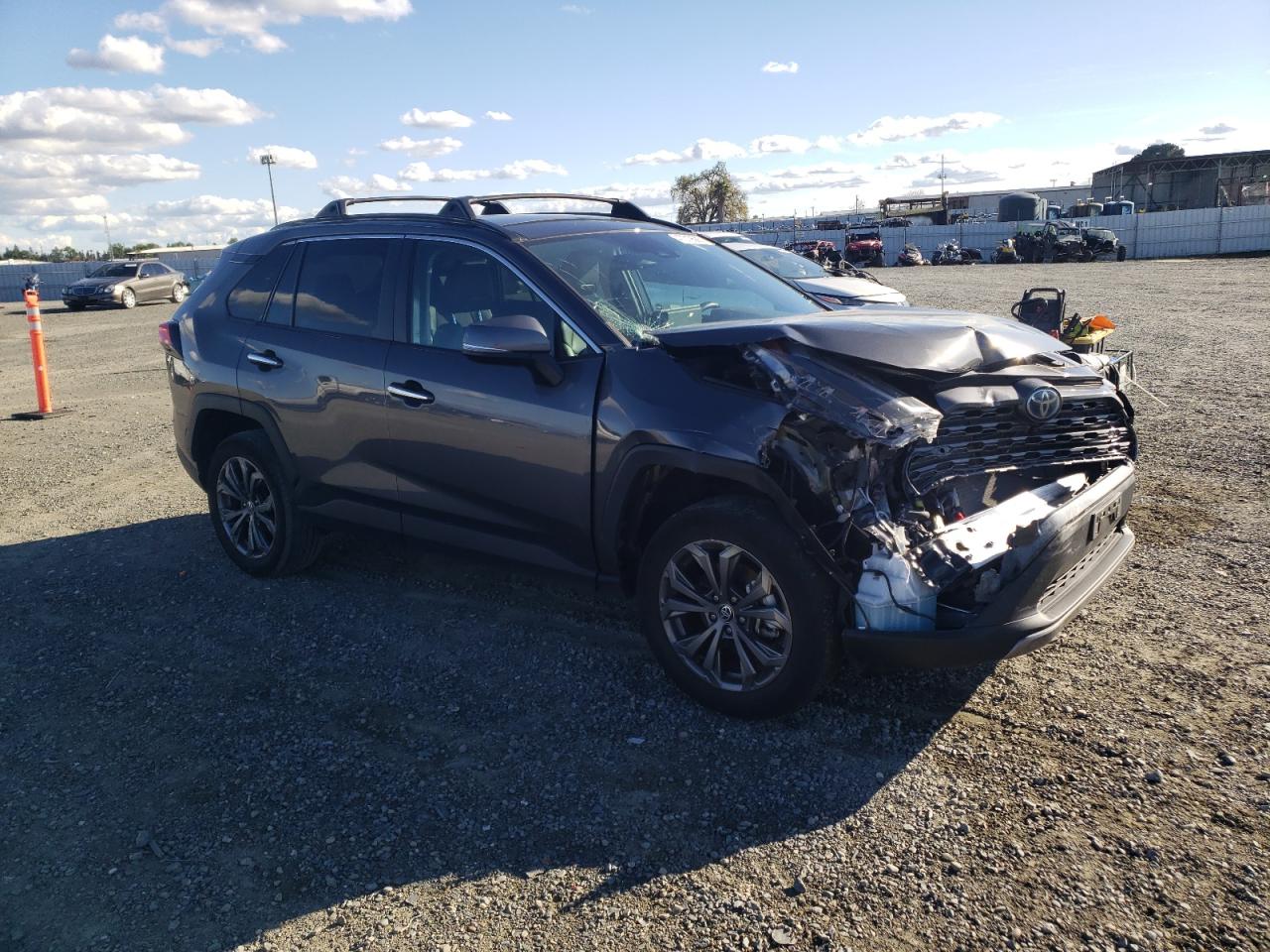 2022 Toyota RAV 4 - Image 4