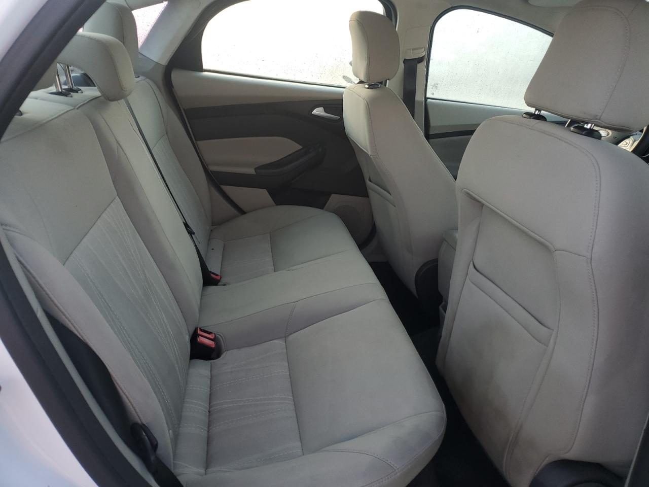2015 Ford Focus - Image 10