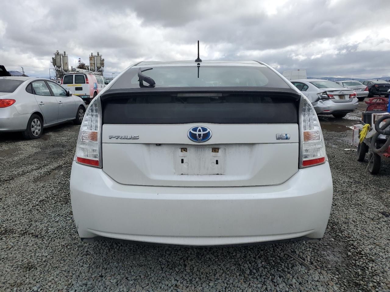2010 Toyota Prius - Image 6
