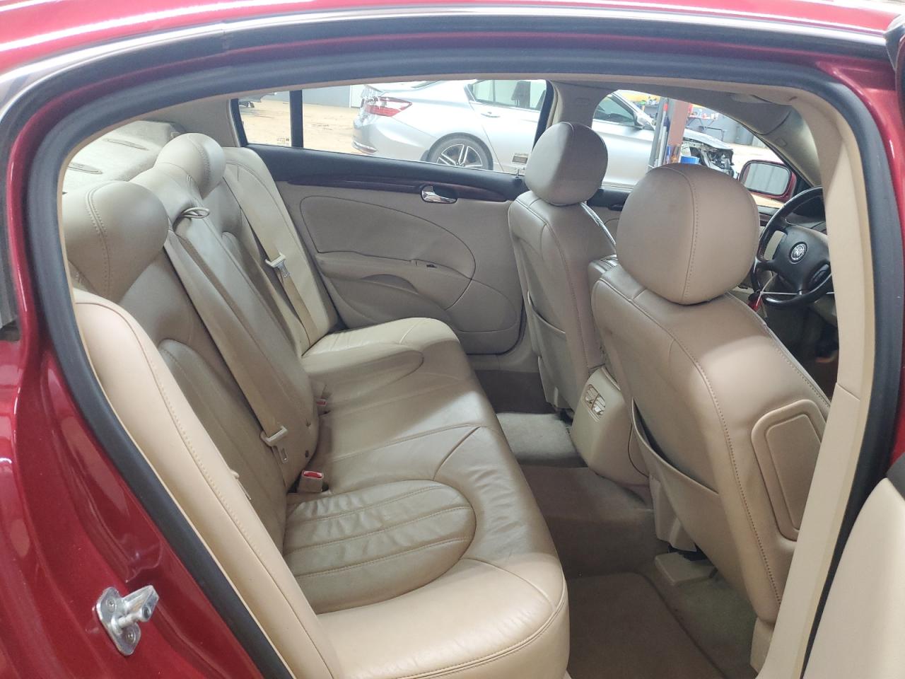 2008 Buick Lucerne - Image 10