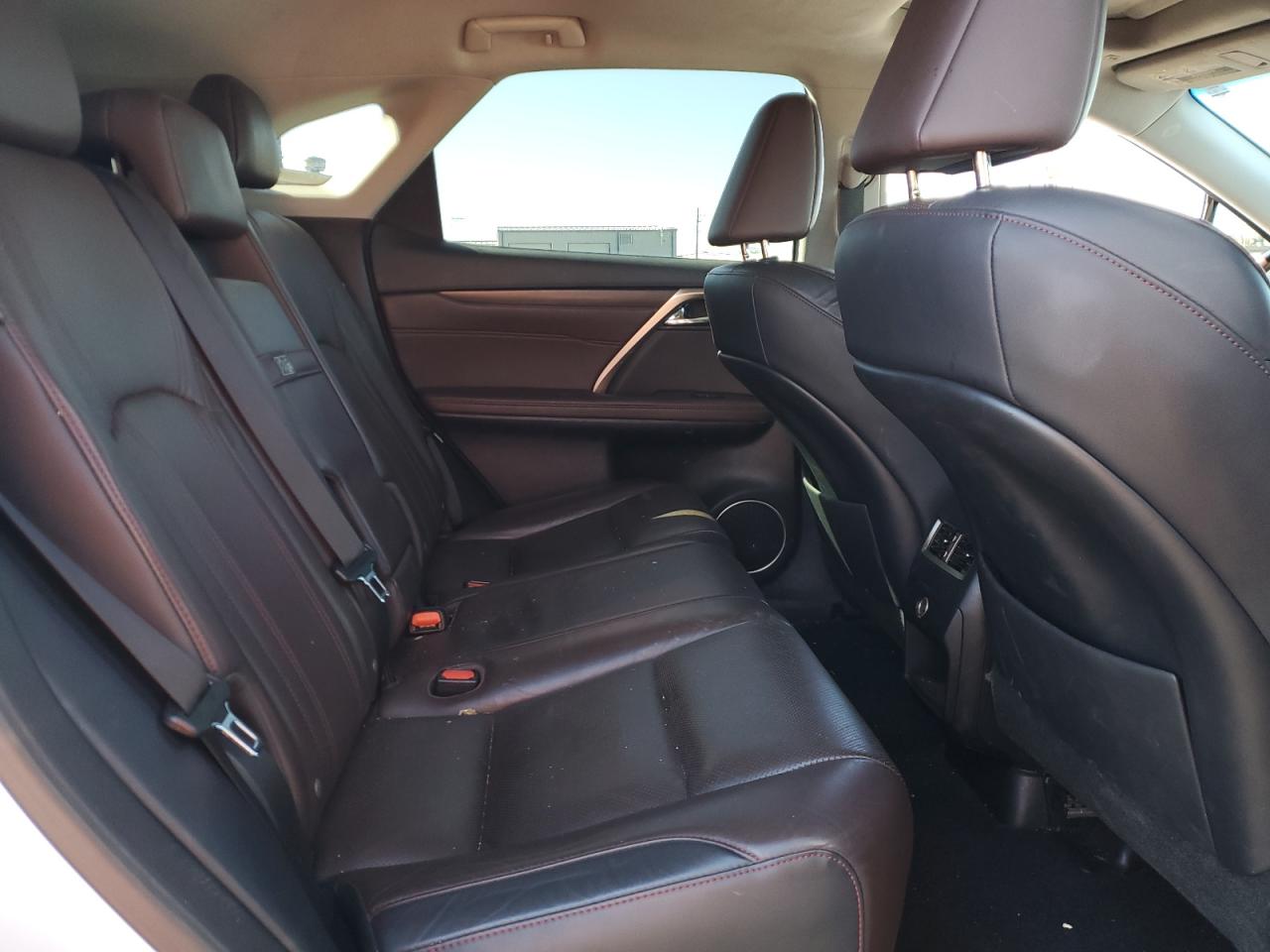 2017 Lexus RX - Image 11