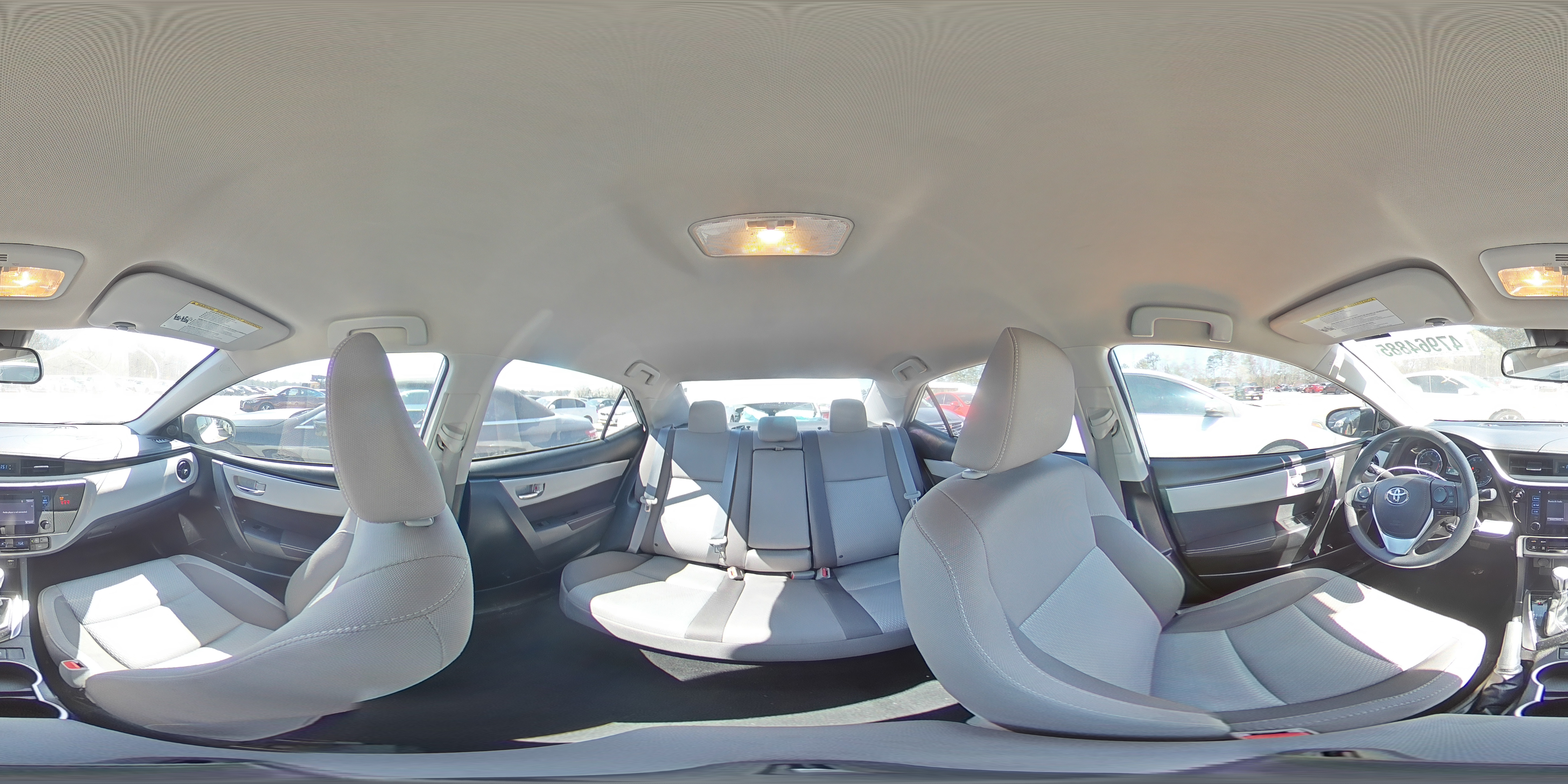 2018 Toyota Corolla - Image 13