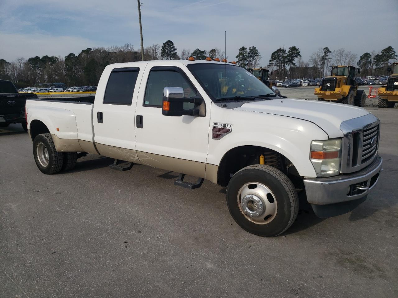 2009 Ford F350 - Image 4
