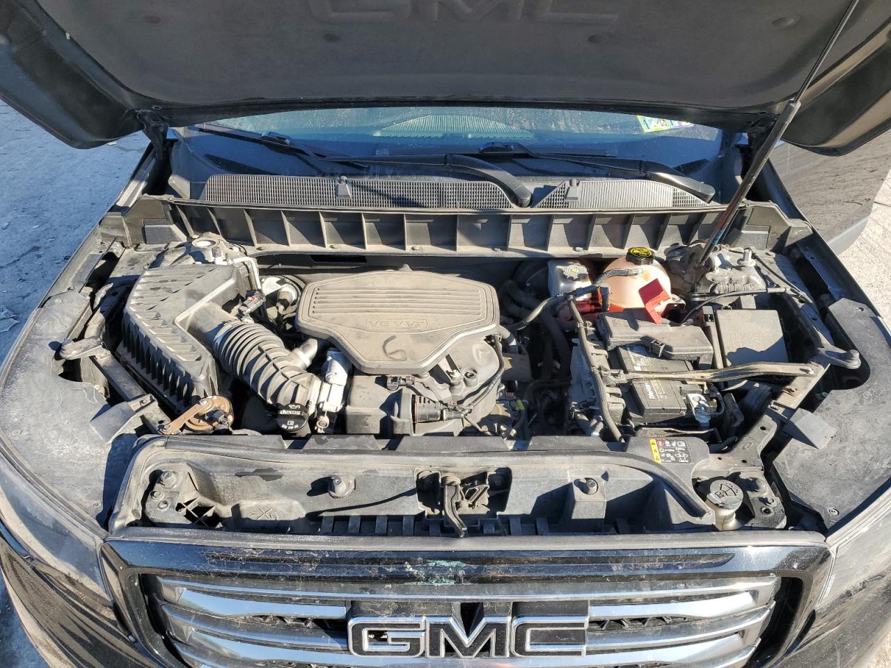 2018 GMC Acadia - Image 12
