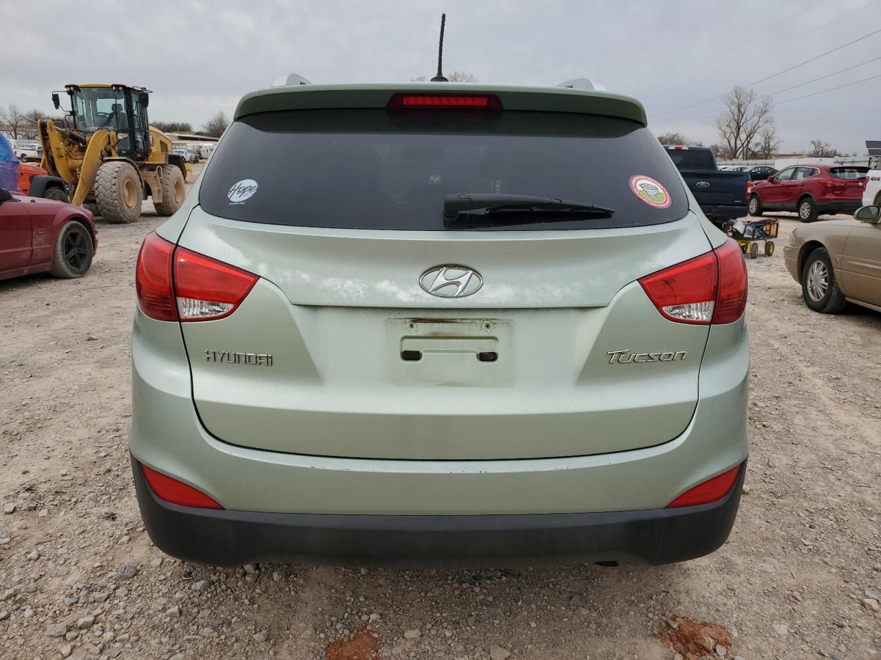 2010 Hyundai Tucson - Image 6