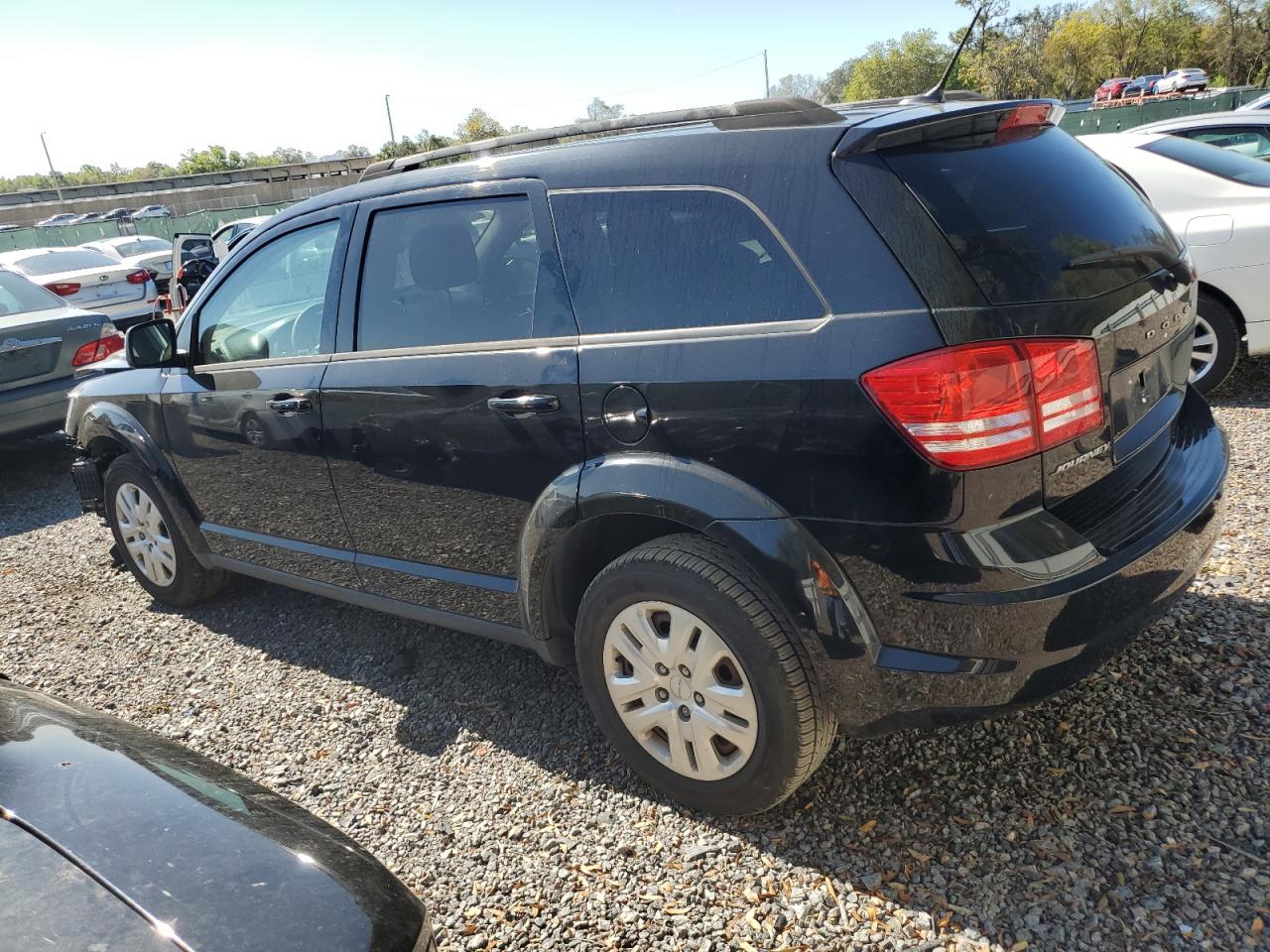 2017 Dodge Journey - Image 2