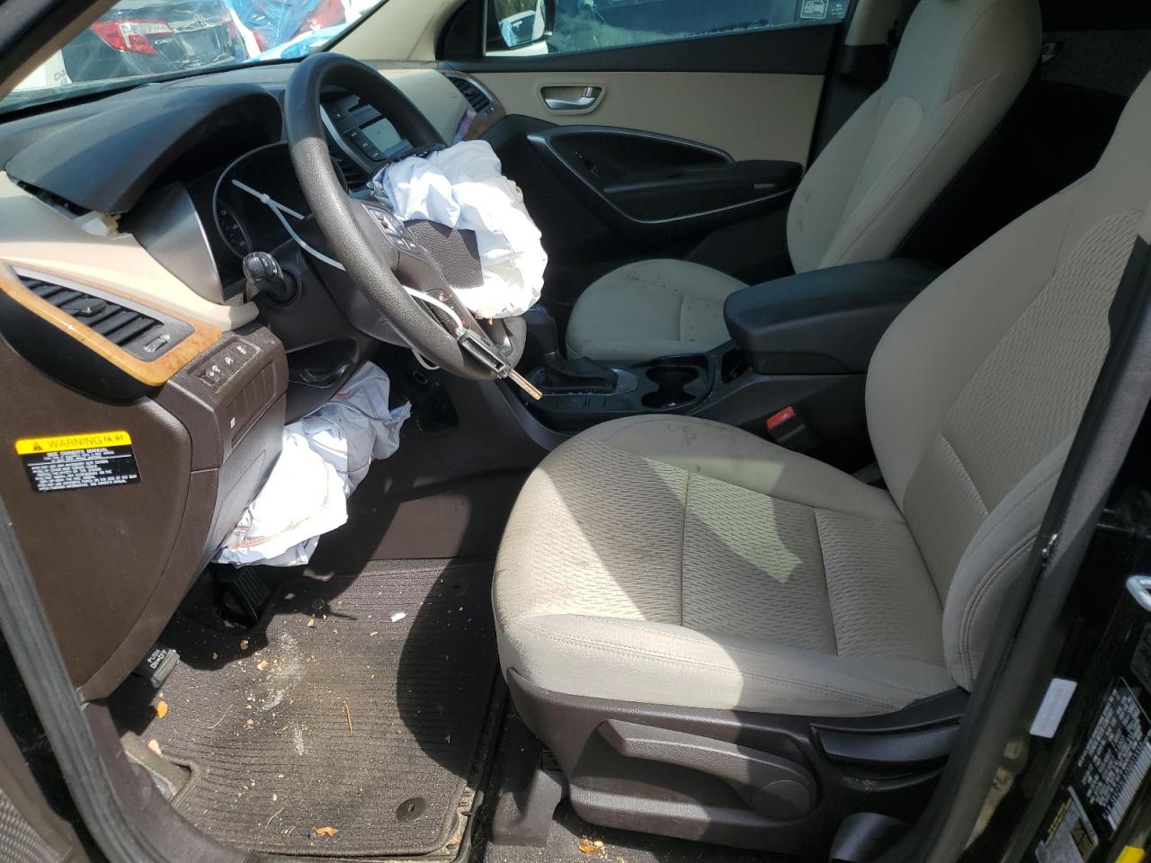 2013 Hyundai Santa Fe - Image 7