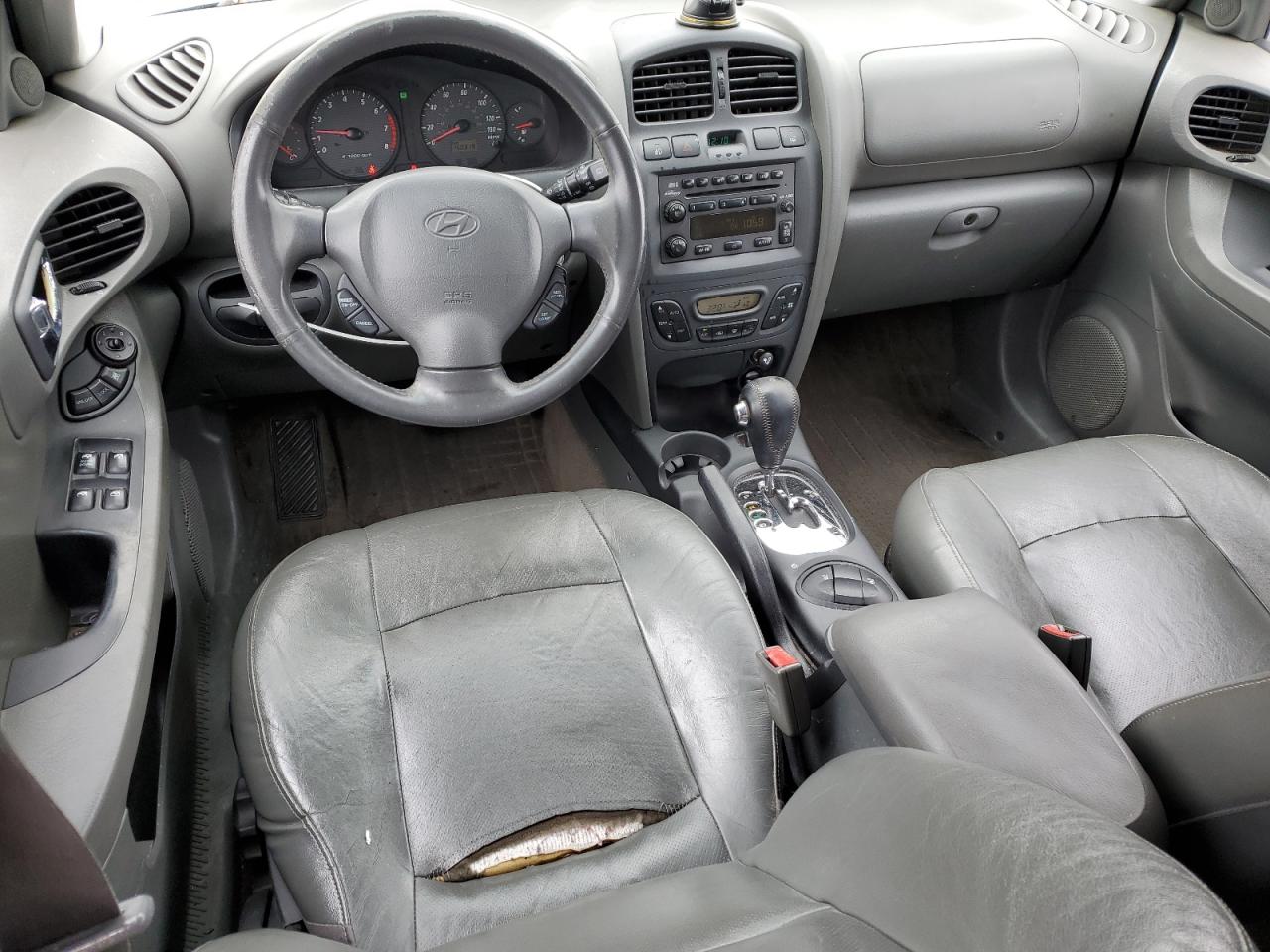 2003 Hyundai Santa Fe - Image 8
