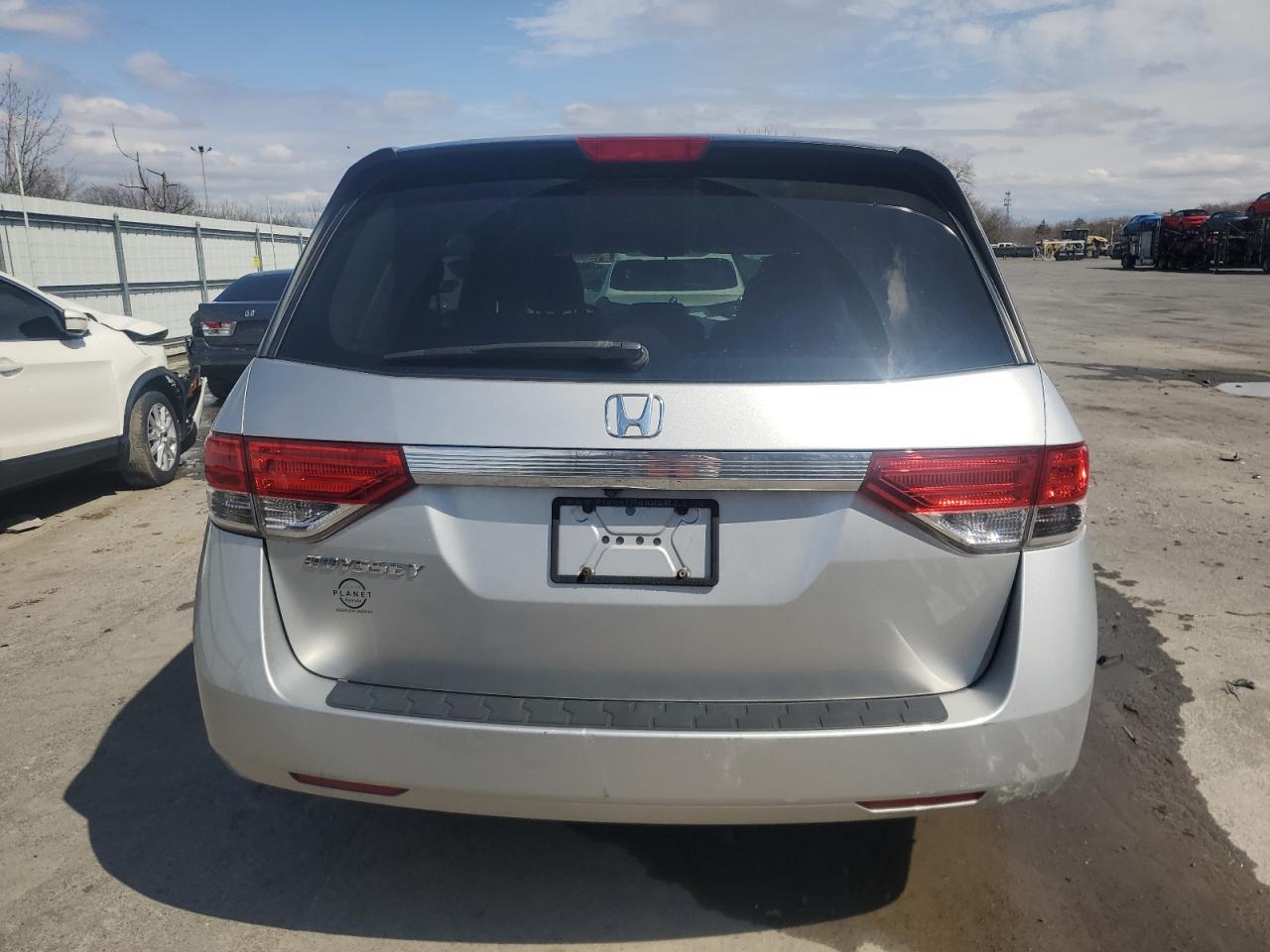 2015 Honda Odyssey - Image 6