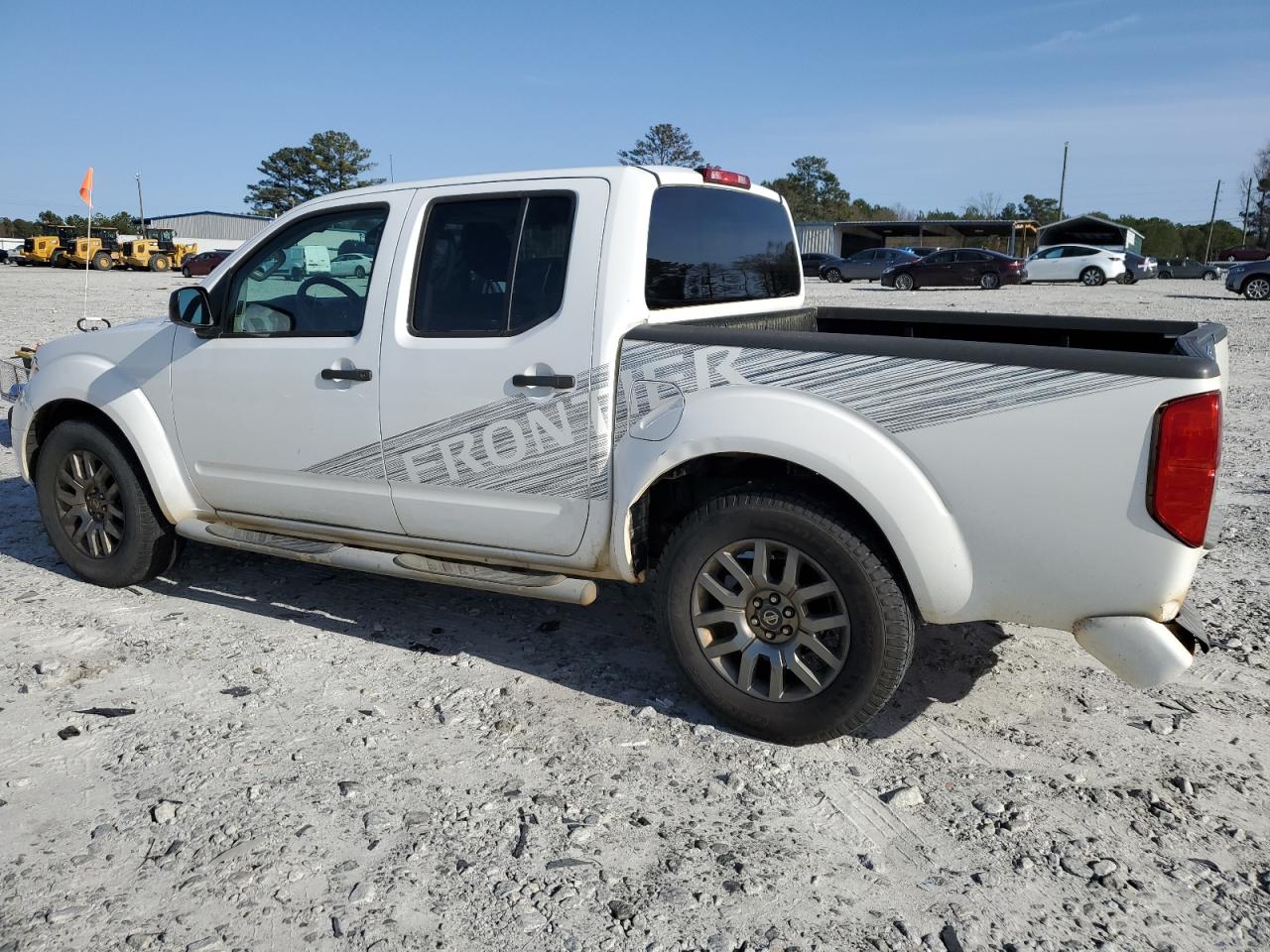 2012 Nissan Navara (Frontier) - Image 2