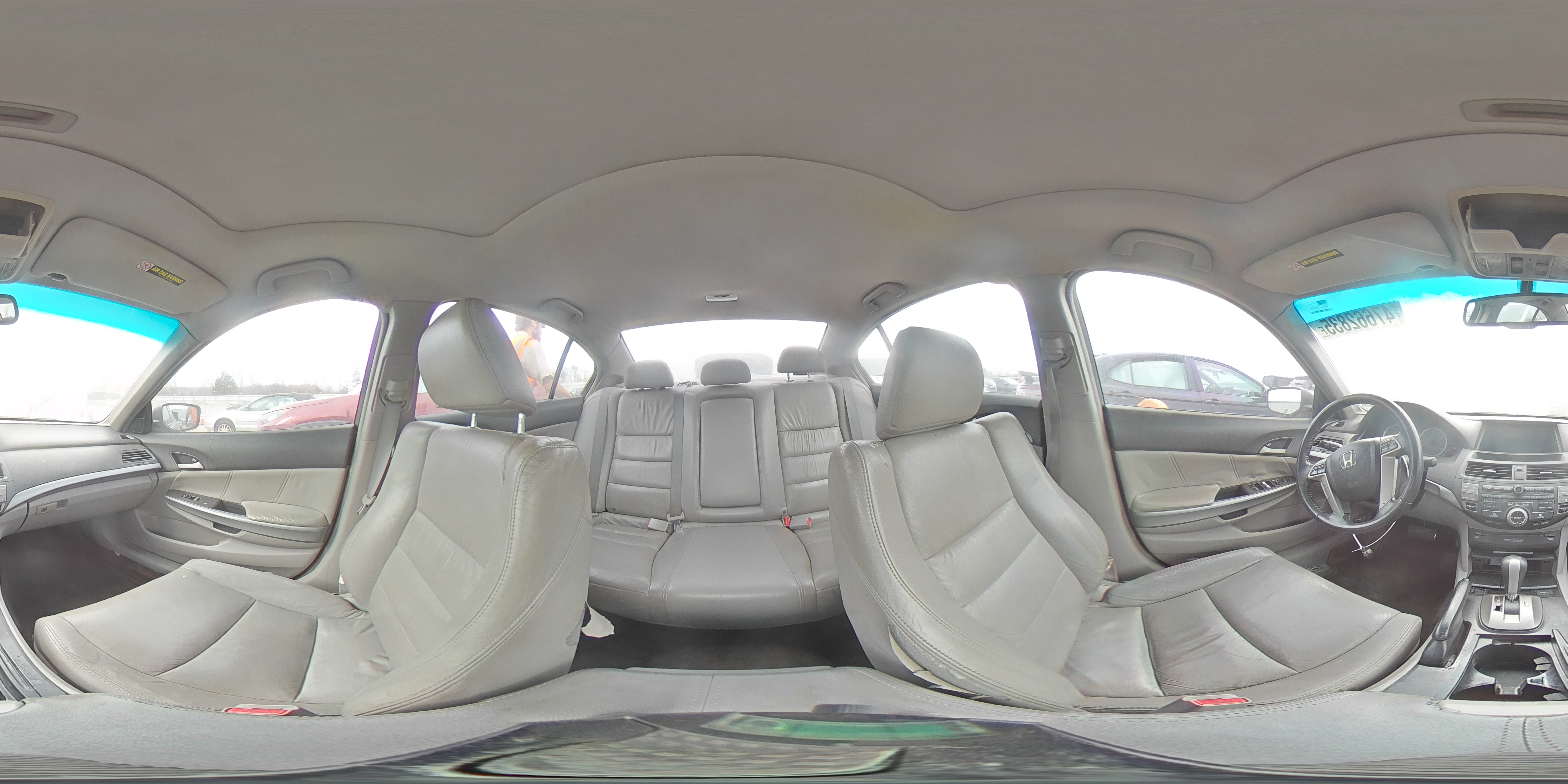 2009 Honda Accord - Image 13