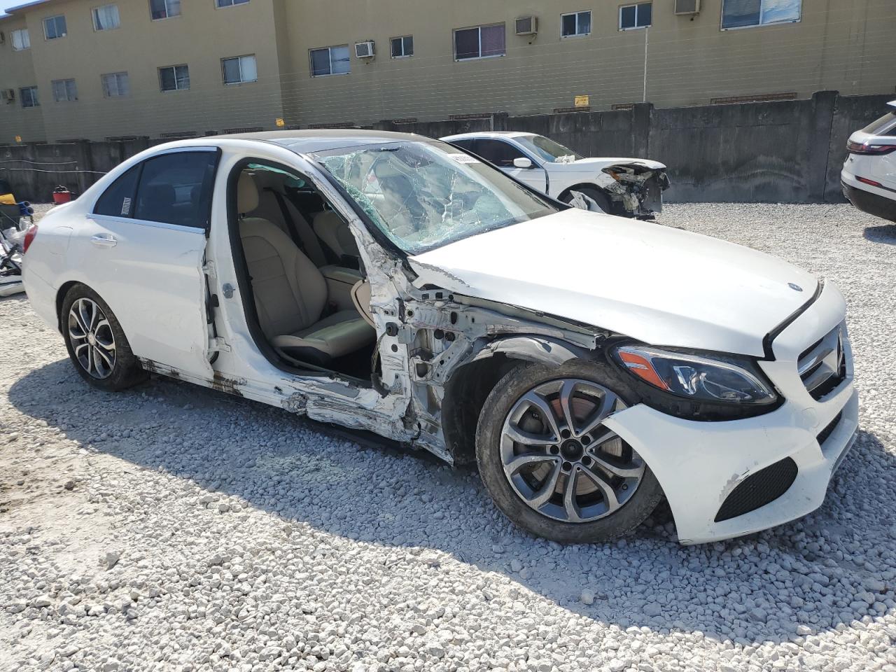 2016 Mercedes-Benz C-klasse - Image 4