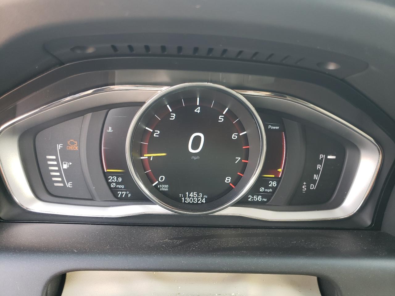2016 Volvo XC60 - Image 9