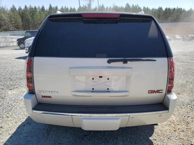 Parquets GMC YUKON 2013 White