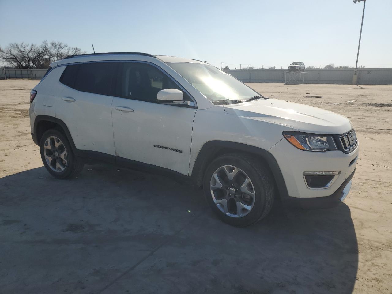 2020 Jeep Compass - Image 4