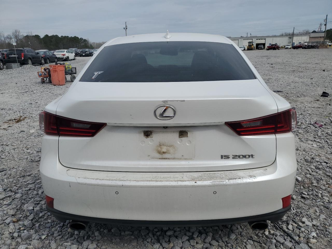2016 Lexus IS - Image 6
