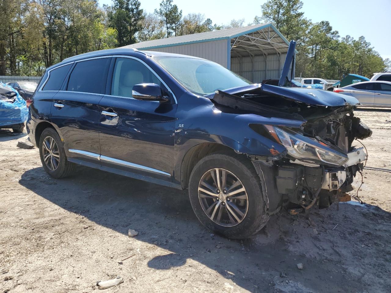 2017 Infiniti QX60 - Image 4