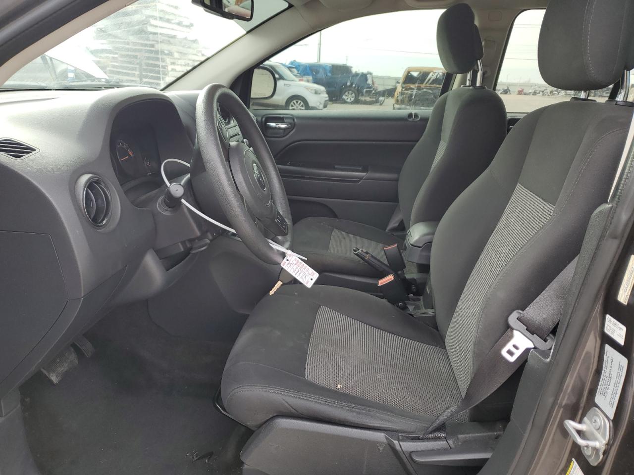 2016 Jeep Compass - Image 7
