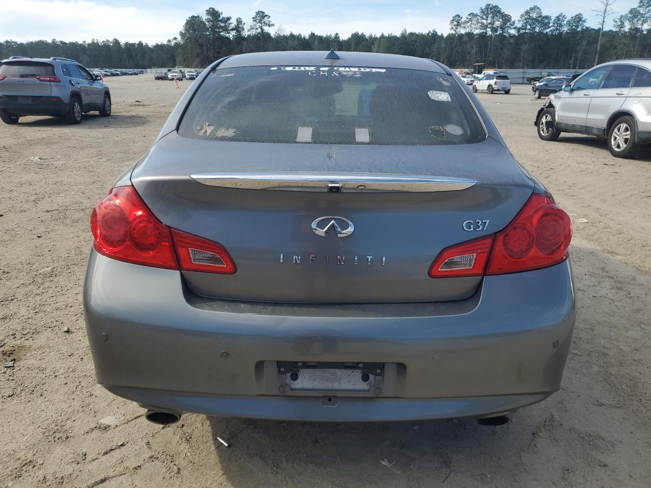 2013 Infiniti G - Image 6