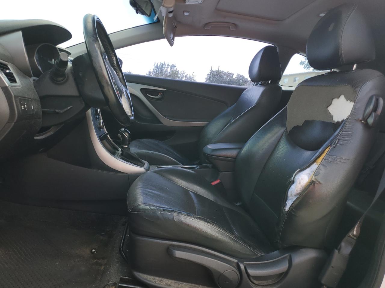 2014 Hyundai Elantra - Image 7