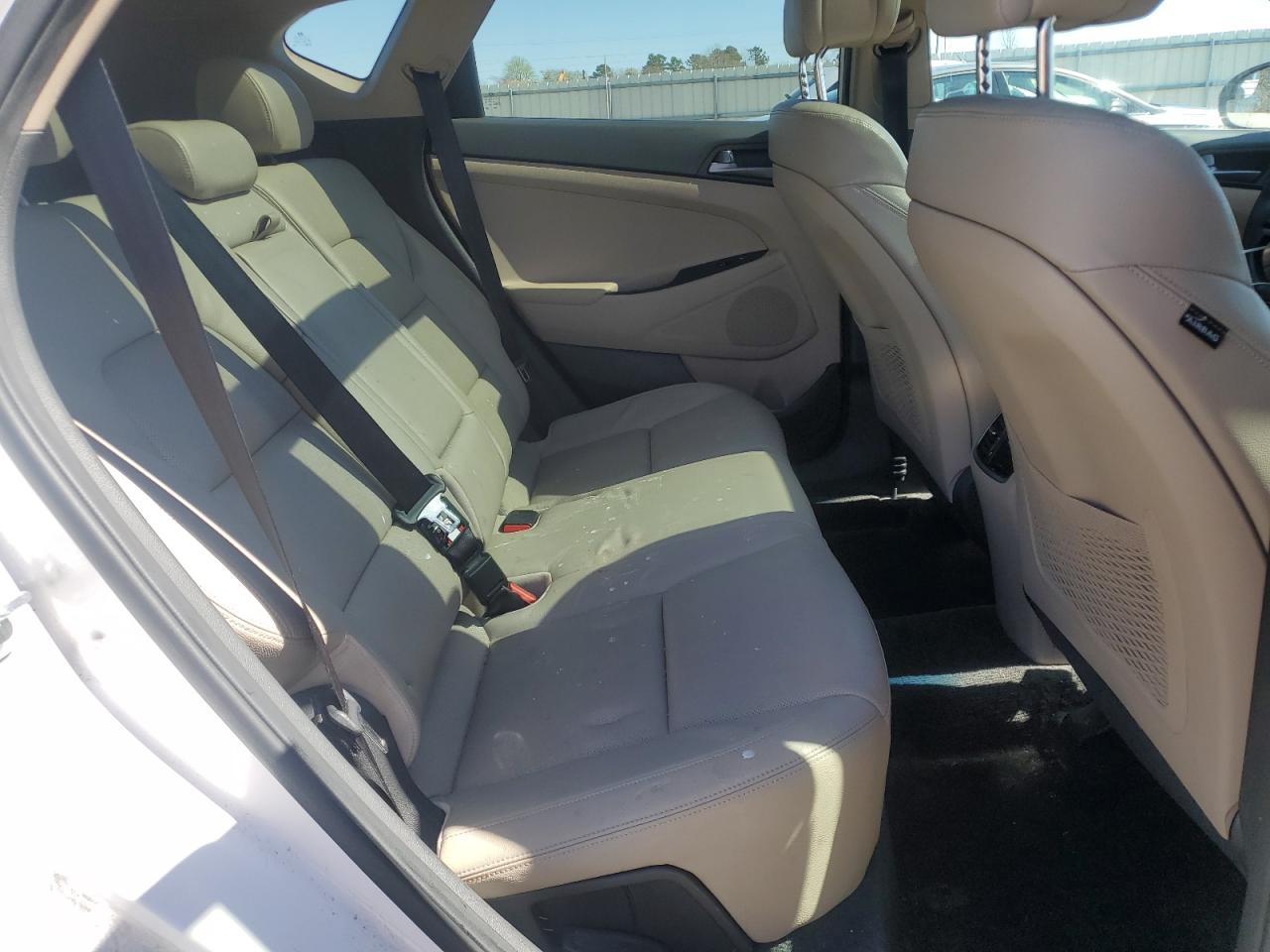 2016 Hyundai Tucson - Image 11