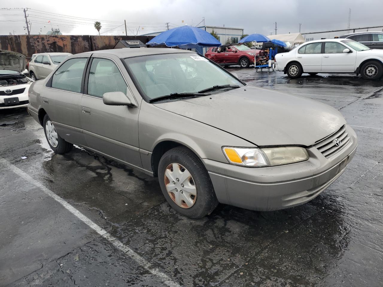 1999 Toyota Camry - Image 4