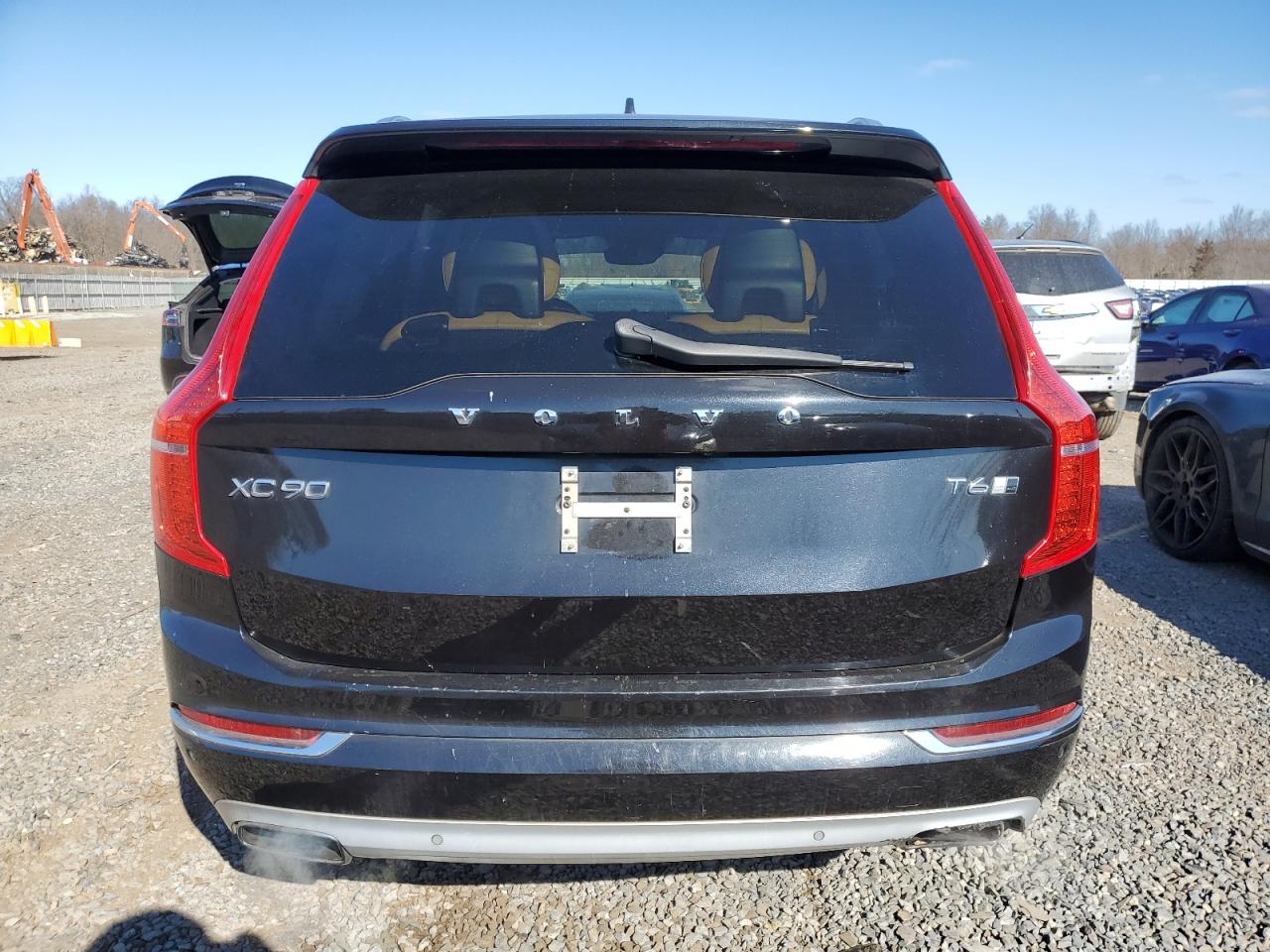 2016 Volvo XC90 - Image 6