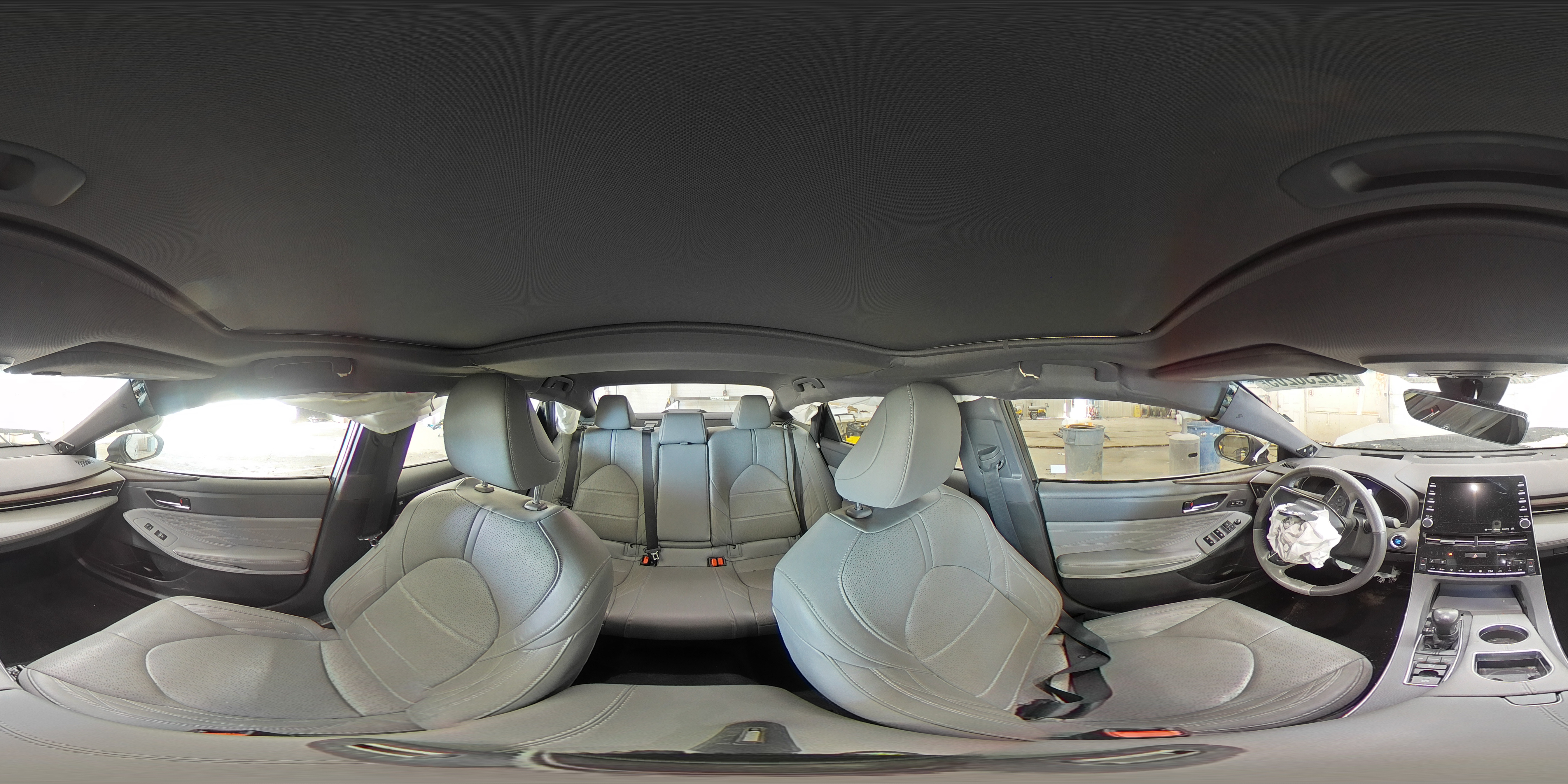 2020 Toyota Avalon - Image 12
