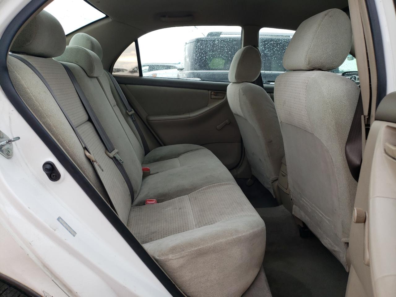 2005 Toyota Corolla - Image 10