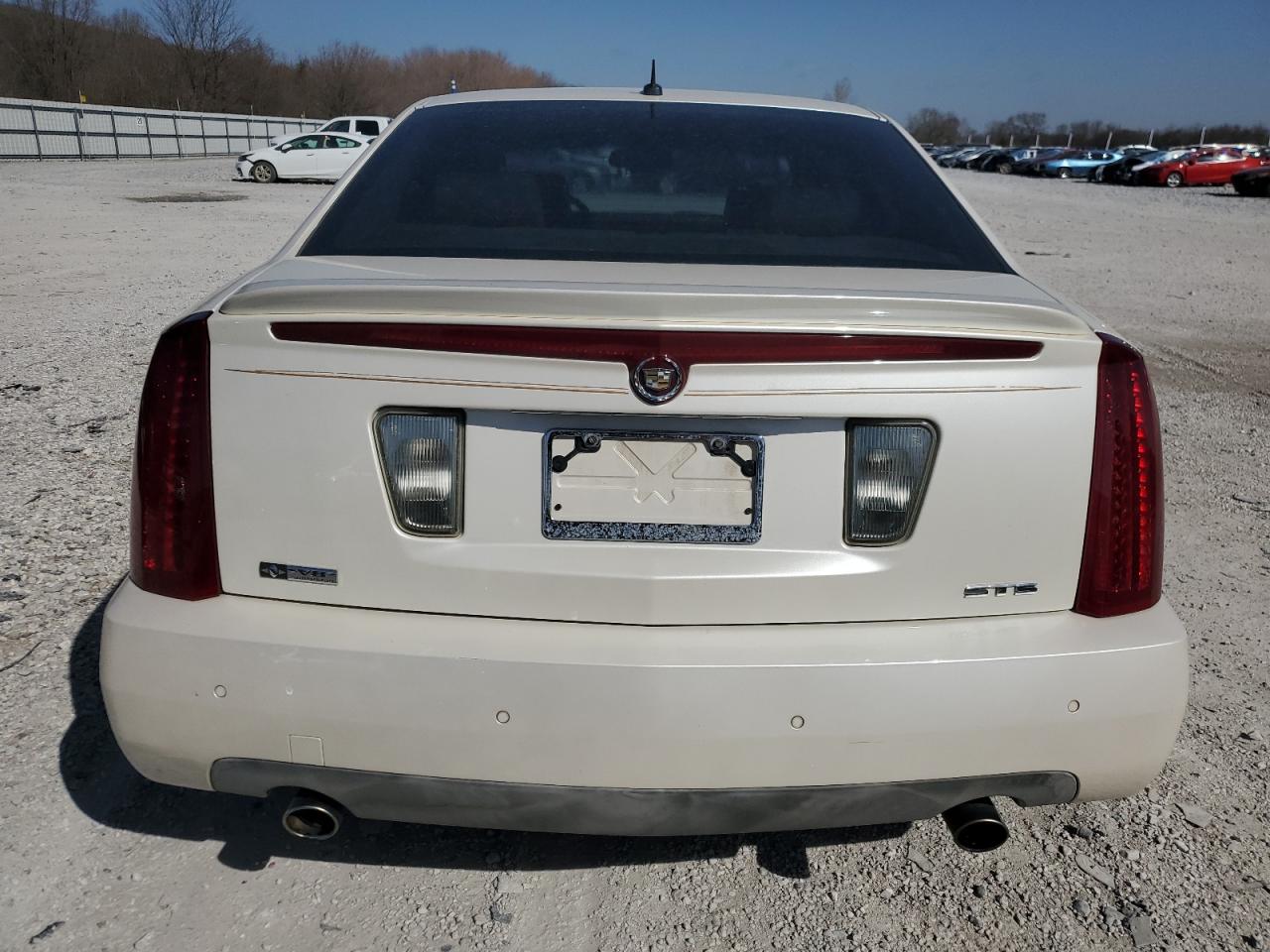 2005 Cadillac STS - Image 6