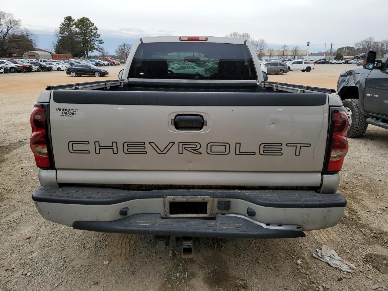 2007 Chevrolet Silverado - Image 6