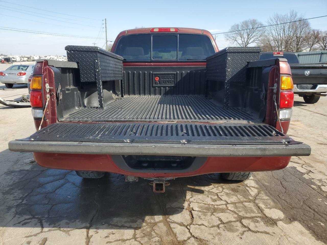 2004 Toyota Tundra - Image 6