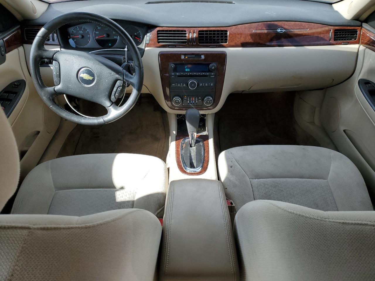 2011 Chevrolet Impala - Image 8