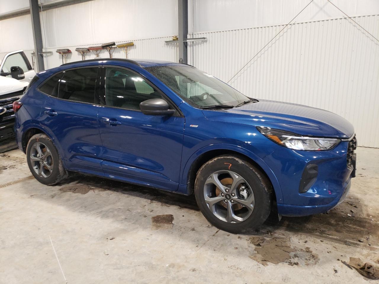 2023 Ford Escape - Image 4