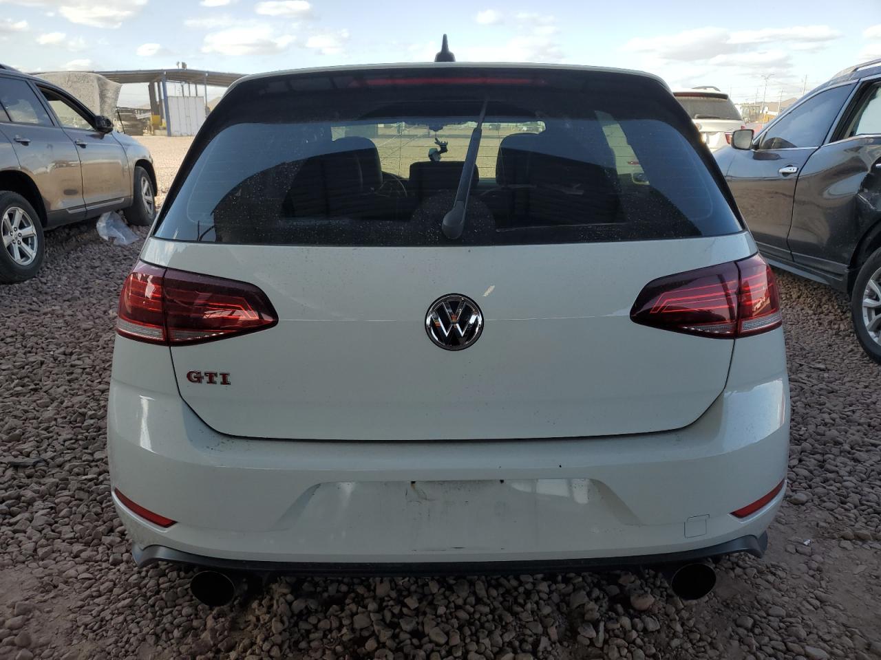 2020 Volkswagen GTI - Image 6