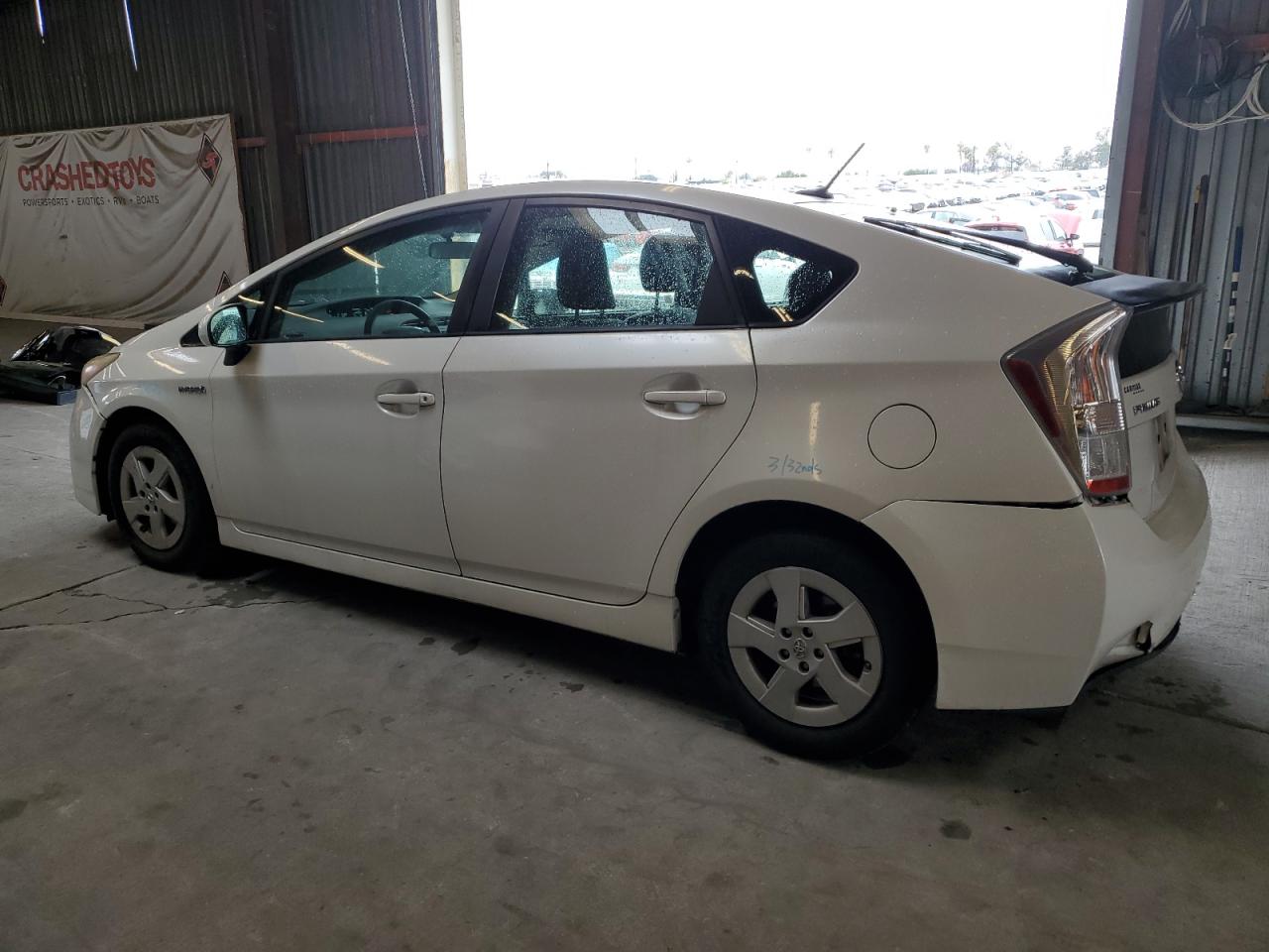2011 Toyota Prius - Image 2