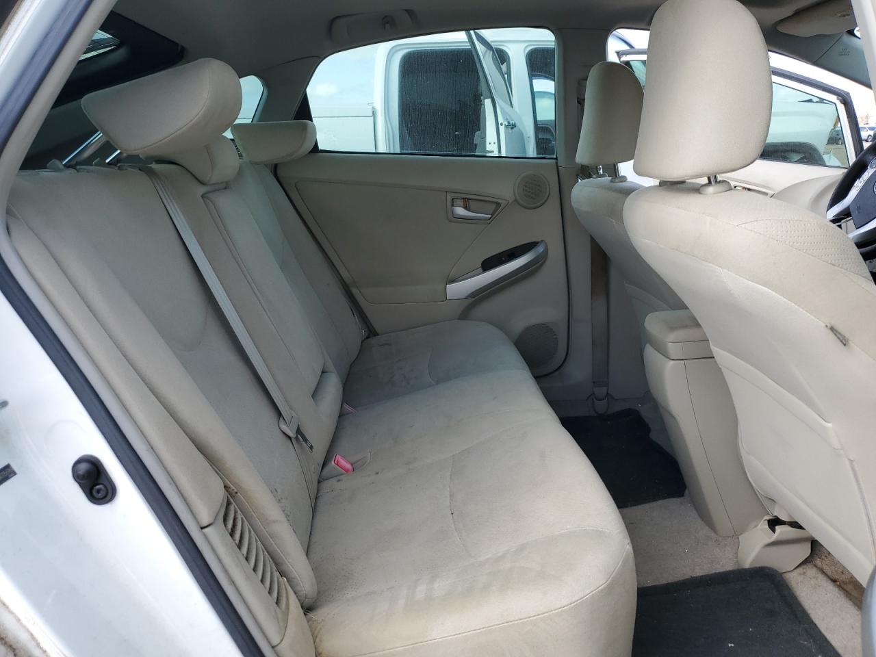 2010 Toyota Prius - Image 10