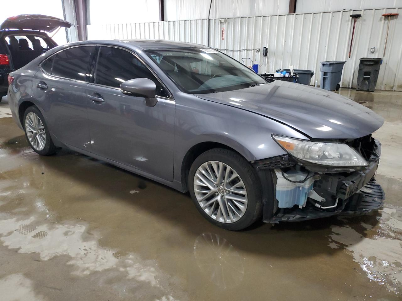 2013 Lexus ES - Image 4