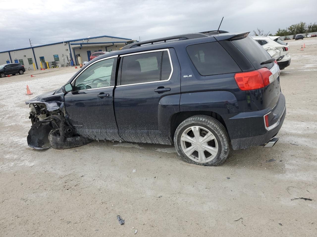 2017 GMC Terrain - Image 2