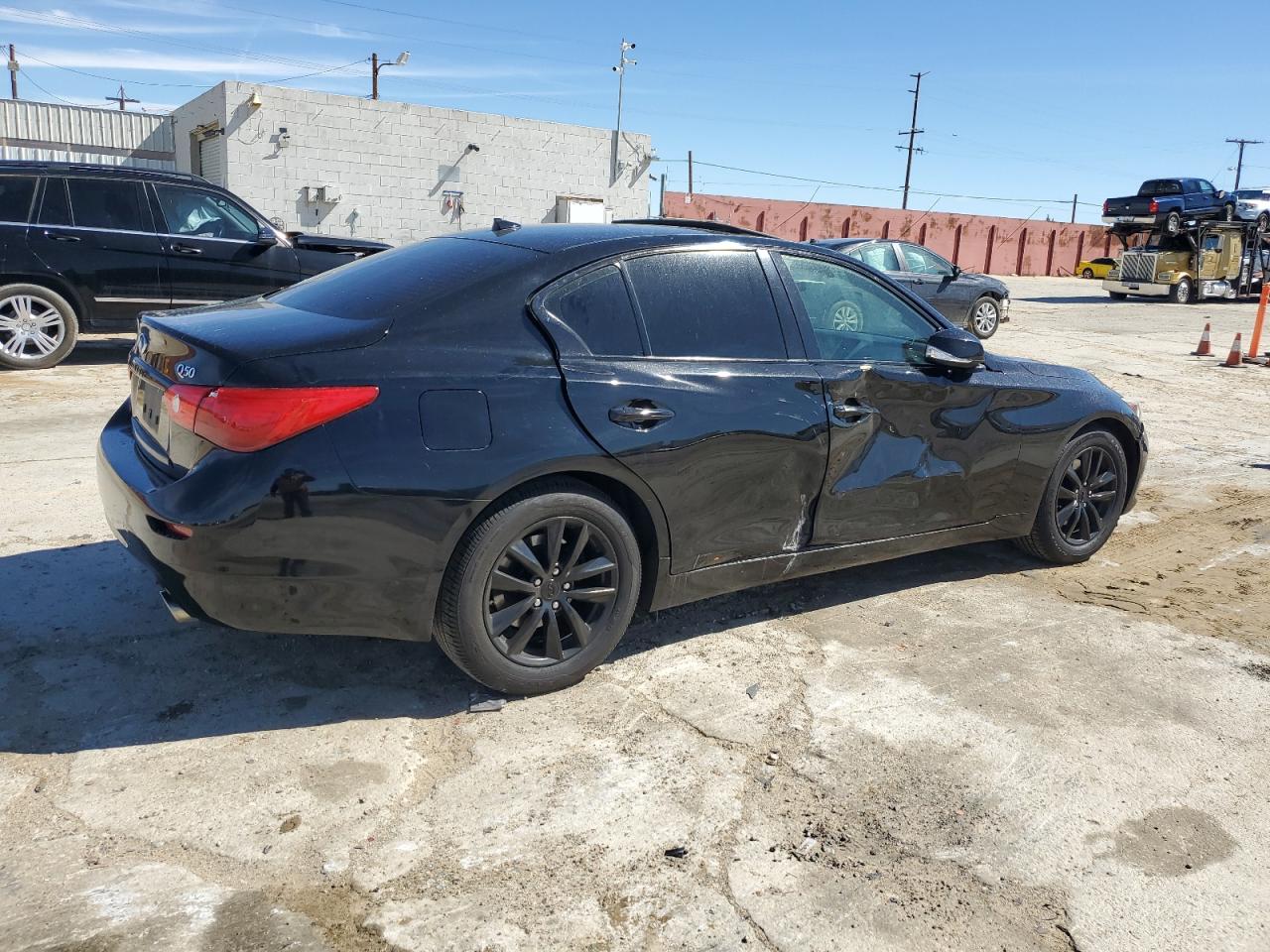 2017 Infiniti Q50 - Image 3