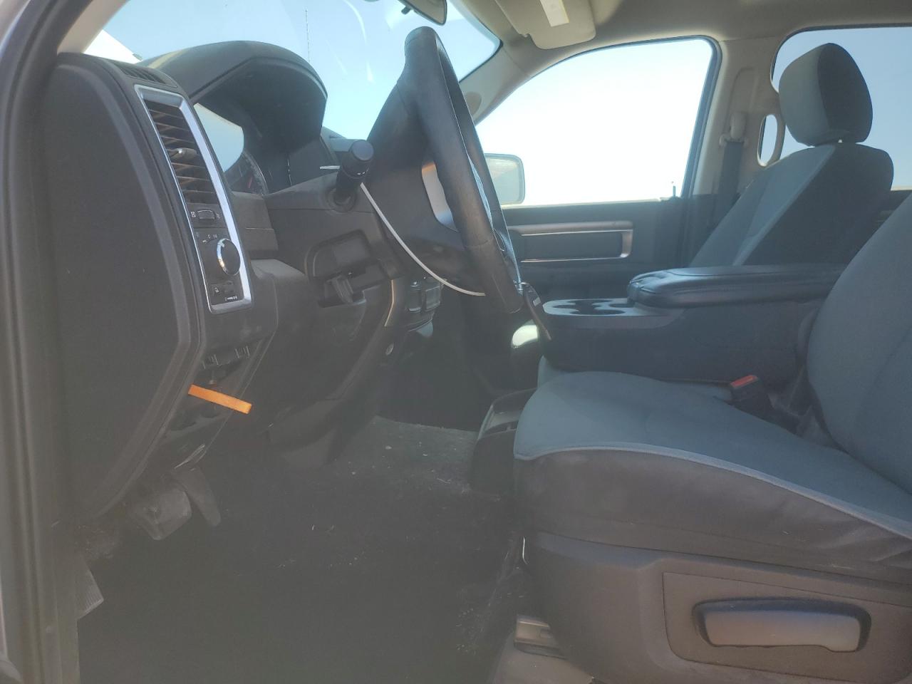 2021 RAM 1500 - Image 7