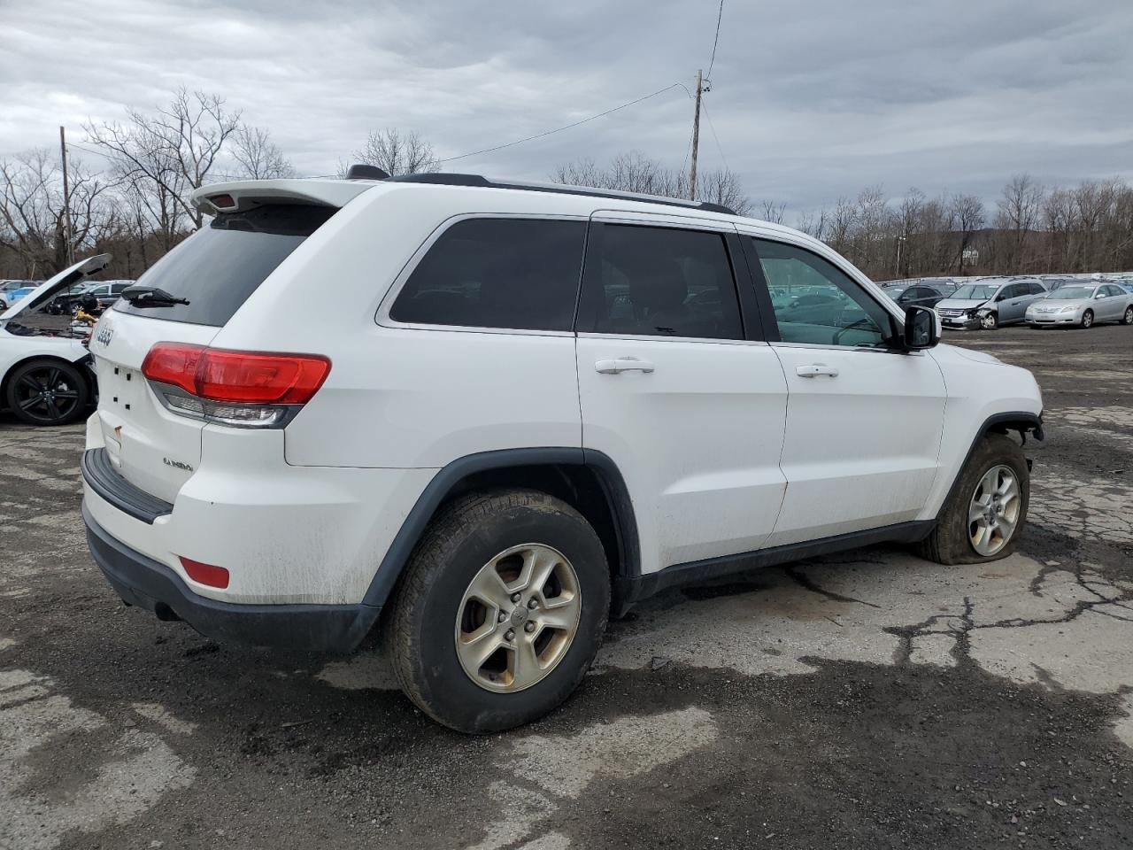 2015 Jeep Grand Cherokee - Image 3