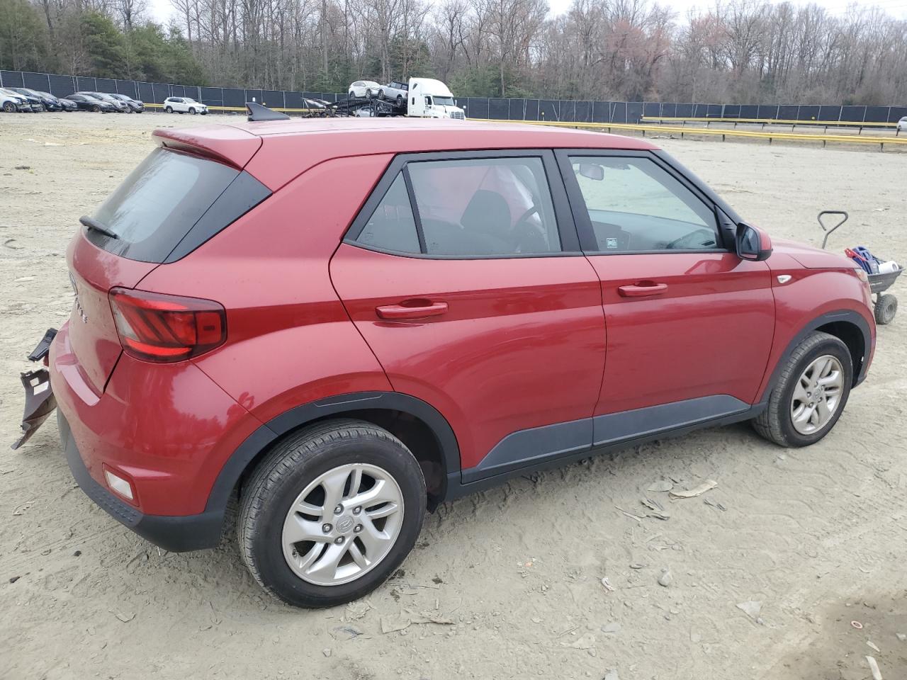 2021 Hyundai Venue - Image 3
