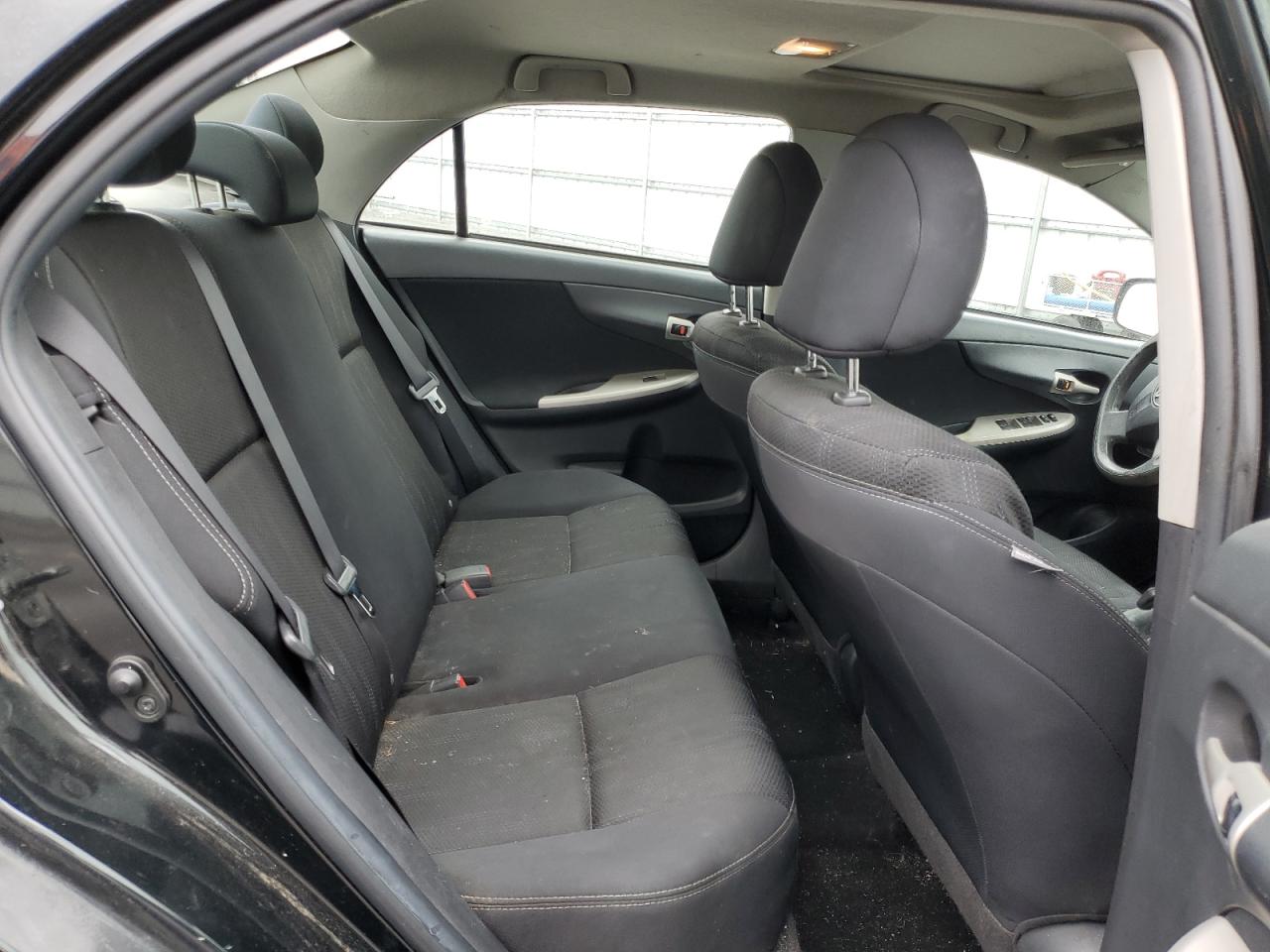 2012 Toyota Corolla - Image 11