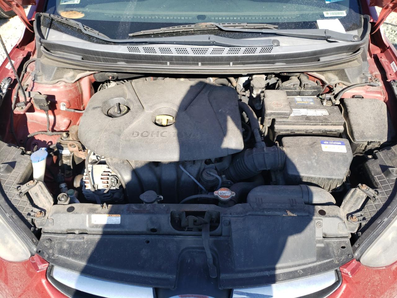 2011 Hyundai Elantra - Image 11