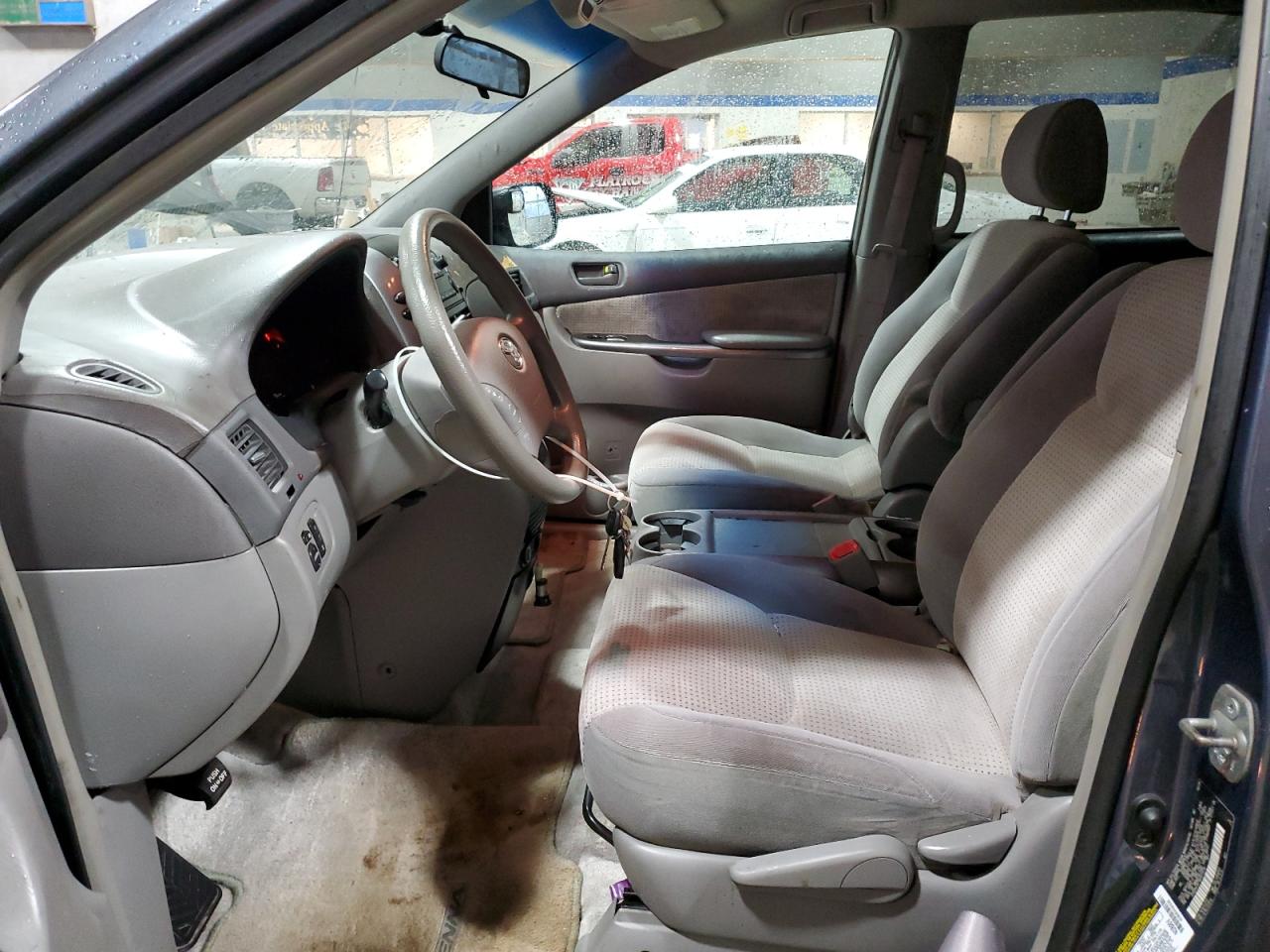 2006 Toyota Sienna - Image 7