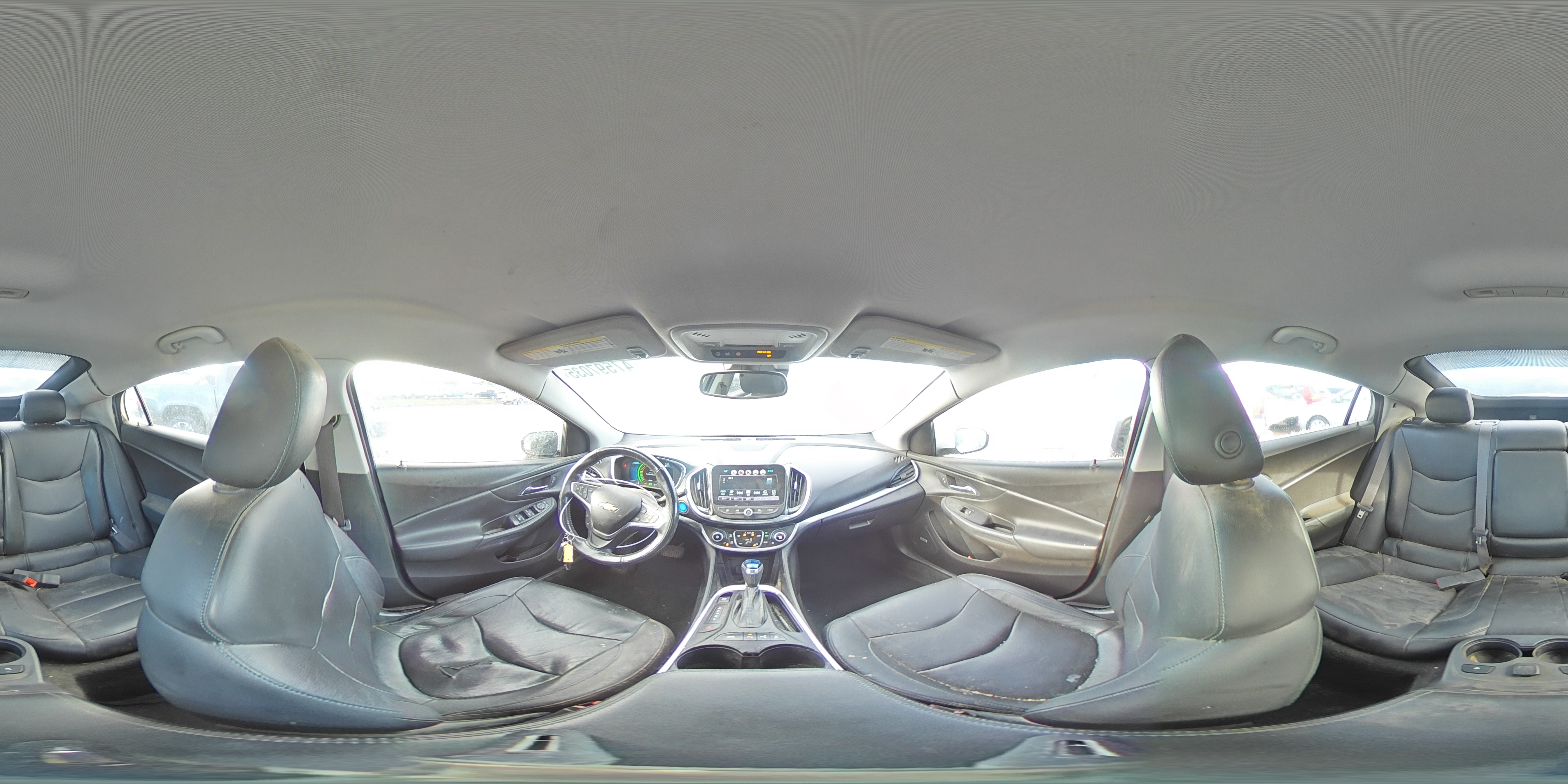 2016 Chevrolet Volt - Image 13